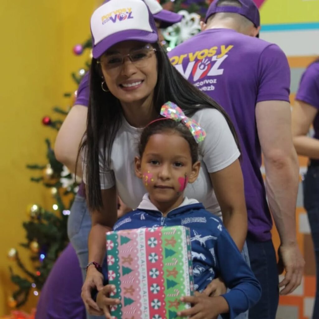 Nelly López | Maracaibo merece un cambio - ¡Visita al Hospital Pediatrico de Maracaibo 2 Nelly López - Maracaibo merece un cambio - Por vos y con voz
